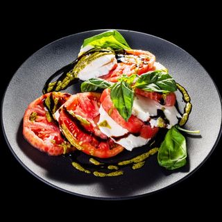 САЛАТА КАПРЕЗЕ