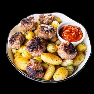 ТЕЛЕШКИ КЮФТЕНЦА С КАРТОФИ СОТЕ 