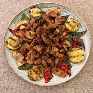 Задушено свинско месо