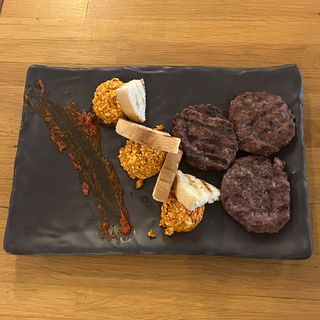 Домашни телешки кюфтенца