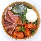 Салата ди Буфала с Крудо﻿