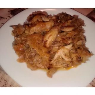 Пиле със зеле