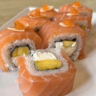 Филаделфия сьомга с манго - 330 гр