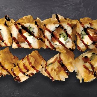 Бонито рол пържена сьомга