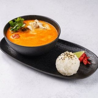 Том ям с пилешко