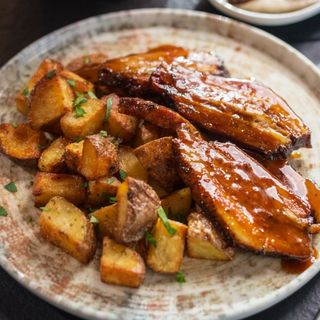 БАВНО ГОТВЕНИ СВИНСКИ ГЪРДИ 450 гр