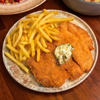 ХРУПКАВ СВИНСКИ ШНИЦЕЛ 350 ГР.