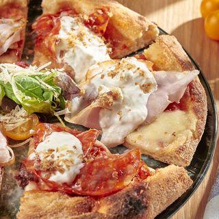 Пица Саламе гранде (500г)