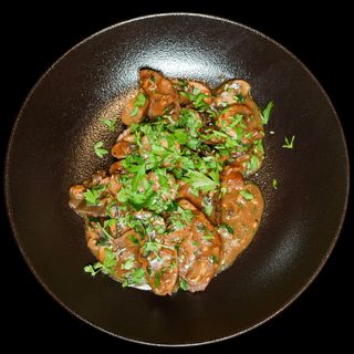 Телешки език с горски гъби