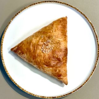 Самса с пилешко