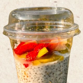 ПРОТЕИНОВО ПЛОДОВО МЛЯКО С ЧИЯ