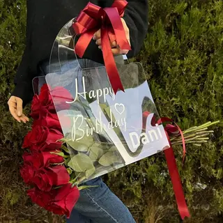 Чанта с 15 бр. рози “Happy birthday”/“Честит рожден ден”
