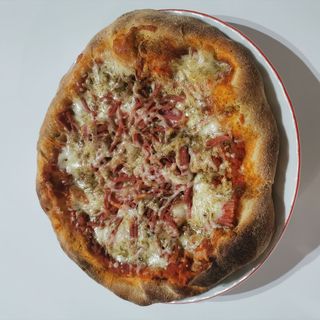 пица капричоза