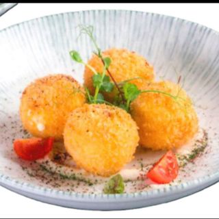 Крокети микс и сирена с млечен мус 