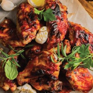 Пикантни пилешки крилца на джоспер