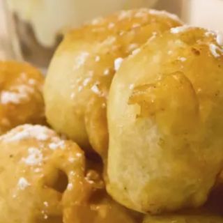 55. Паниран банан с мед