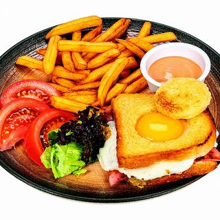 Миксто с яйце