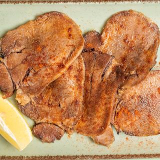 Телешки език в масло