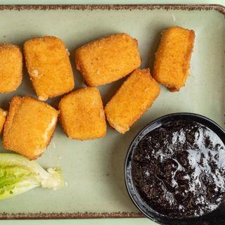 Панирани кашкавалчета