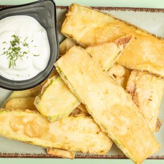 Тиквички по гръцки