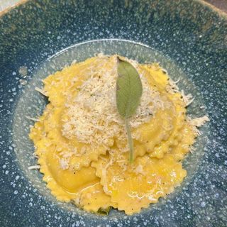 Равиоли с черири вида сирена