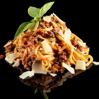 Лингуини Болонезе (370г)