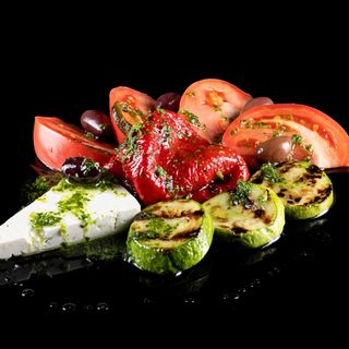 Селска салата (330г)