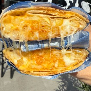 ПИАДИНА СЪС СИРЕНА