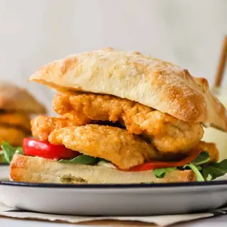 Big Chicken Nuggets Sandwich with Deli garlic sause