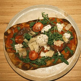 РИМСКА ПИЦА Прошуто и бурата (400 г)