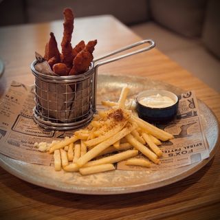 Пилешки пръчици с пармезан (300 г)