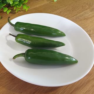 Пресни люти чушки (1бр)