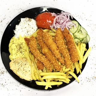 Порция Бургер с пилешки хапки с корнфлейкс 