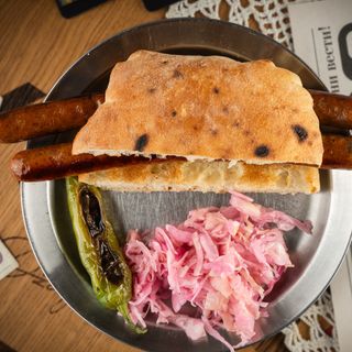 Малка порция кобасици (350г)