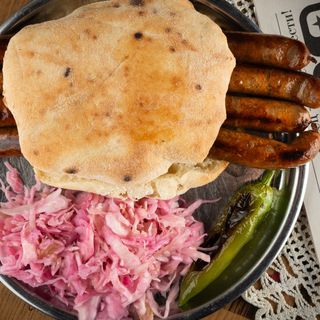 Голяма порция кобасици (540г)