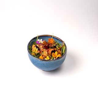 Микс зелени салати с дом. маринована сьомга (350г)