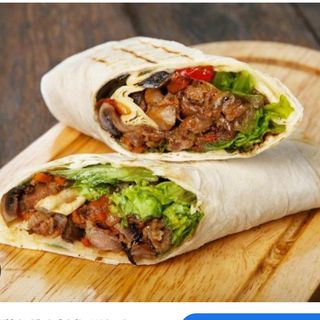 Голяма Тортиля със Свински ребърца - 550 гр.