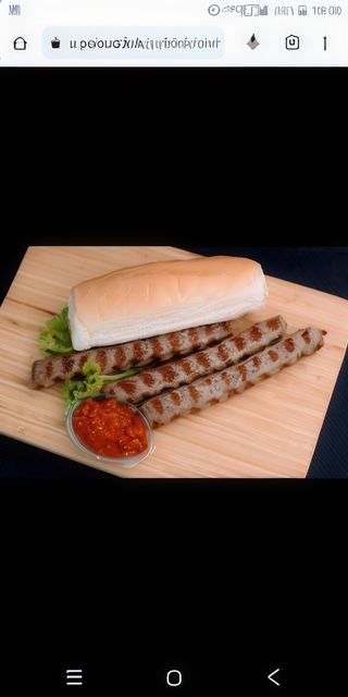 Тройка кебапчета с питка и лютеница 