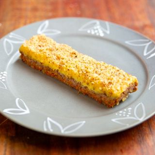 Здравословна торта с моркови (160-180г)