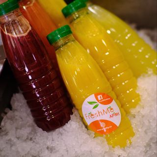 Смути портокал, банан и ябълка