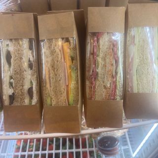 Тост с шунка кашкавал 