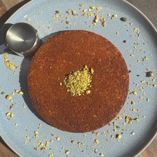 Knafeh  с шам-фъстък (1бр)