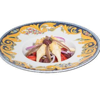 11.Салата от розов домат (350г)