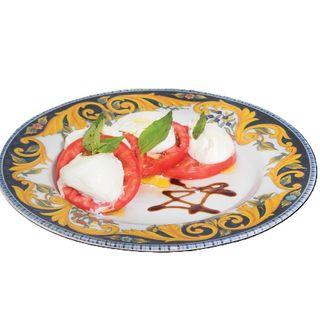 01. Капрезе с италианска биволска моцарела