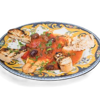 53. Лаврак по средиземноморски