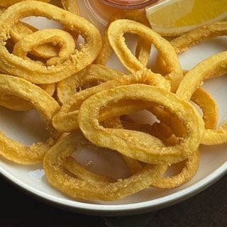 Хрупкави калмари (200г)