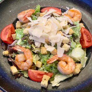 Салата Цезар със скариди (300г)