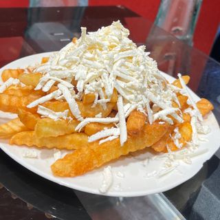 Пържени Картофки със Сирене