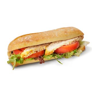 Сандвич Пиле със сос Цезар(235г)