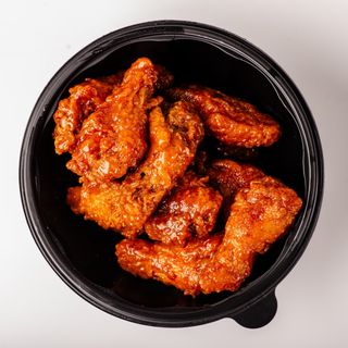 Spicy Buffalo wings 12 бр